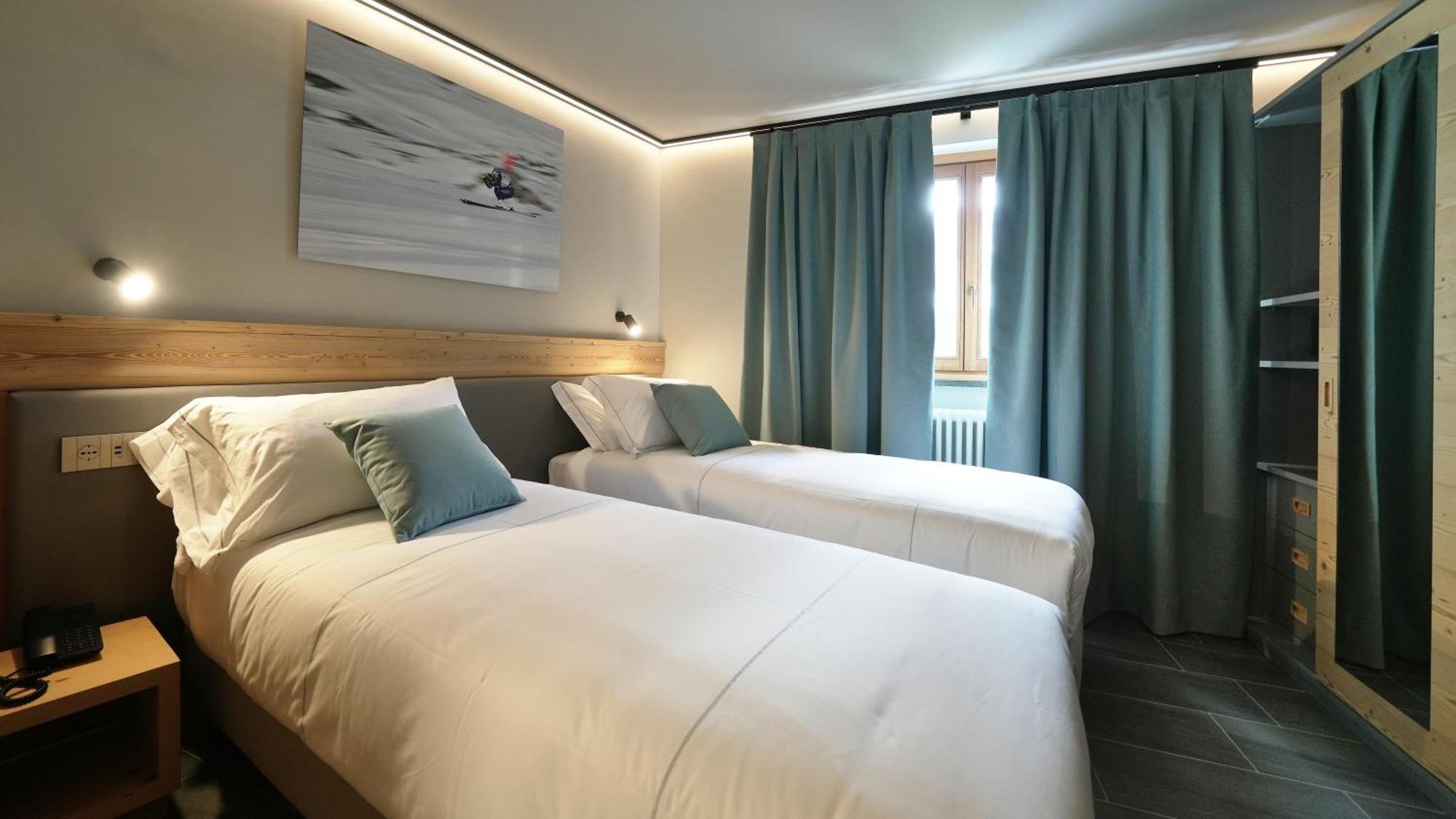 Hotel Perruquet ブレウイル・チェルヴィナイア エクステリア 写真