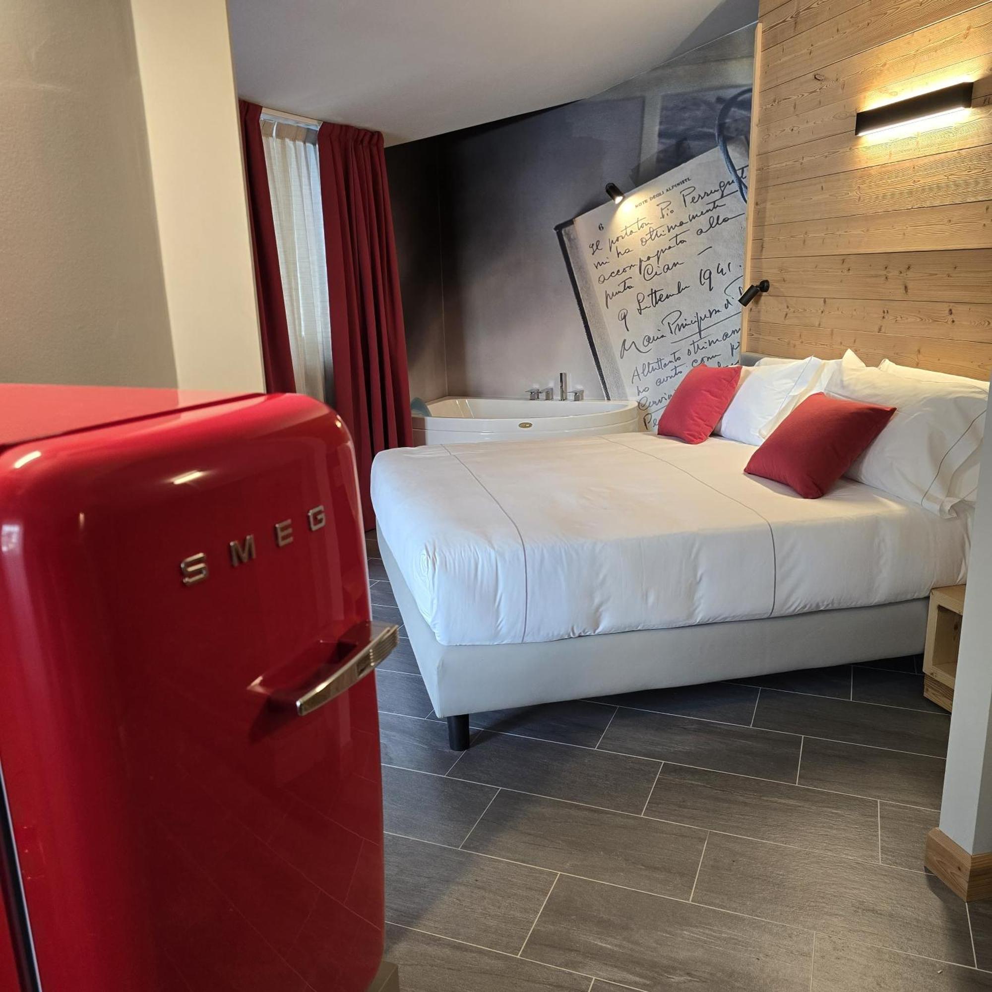 Hotel Perruquet ブレウイル・チェルヴィナイア エクステリア 写真