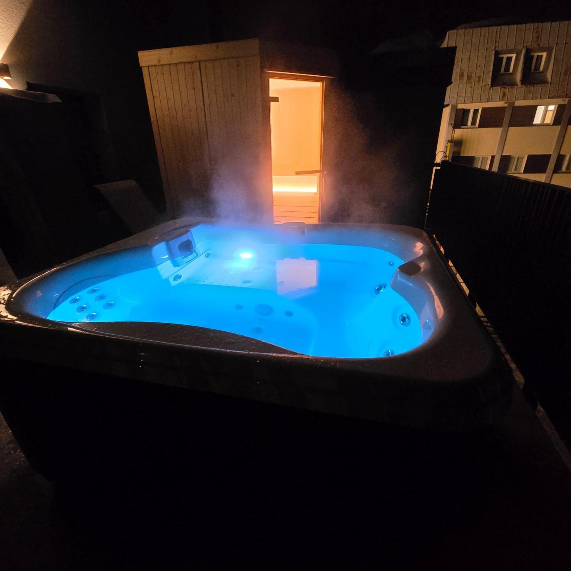Hotel Perruquet ブレウイル・チェルヴィナイア エクステリア 写真